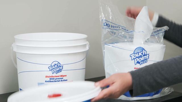  TouchPoint Bucket Wipes Dispenser - Loading Instructions